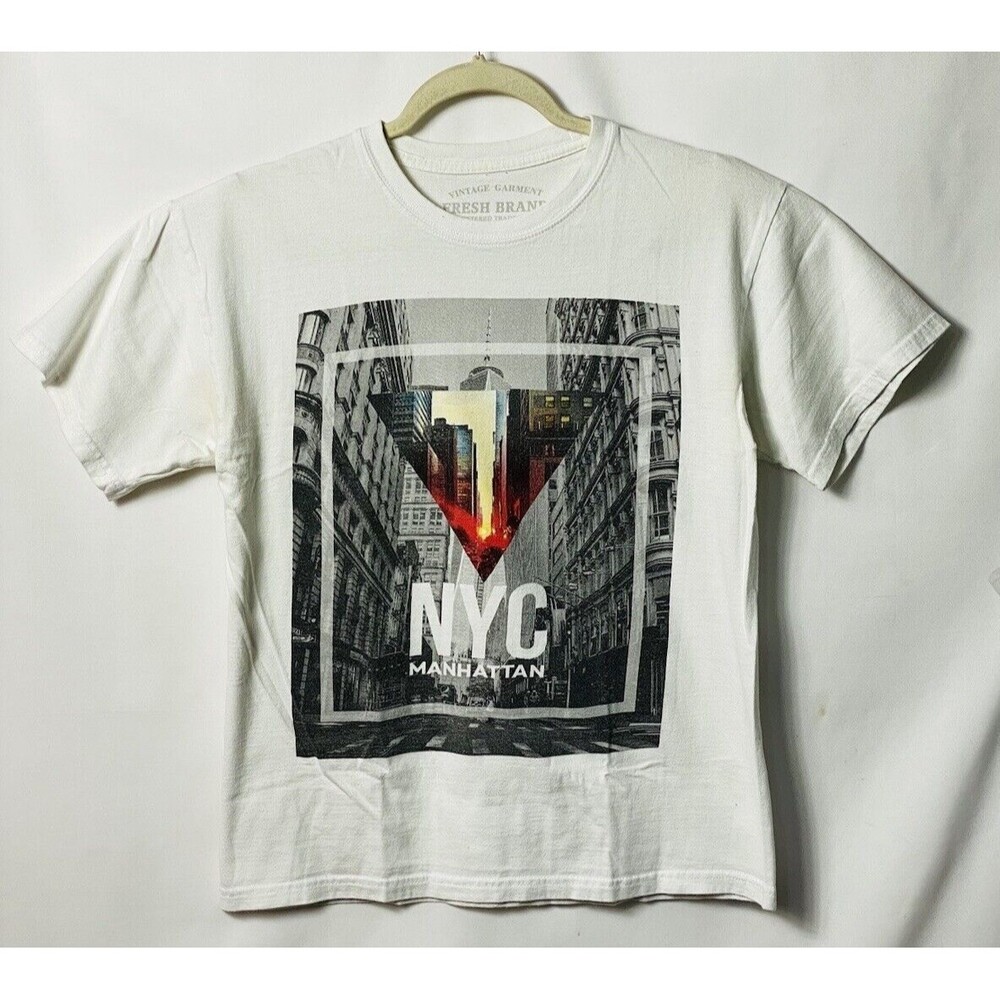 Vintage Garment Fresh Brand T-shirt (NYC MANHATTAN Logo) Size M White